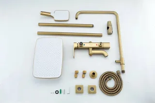 Душевая стойка Gappo G2418-23 золотой сатин